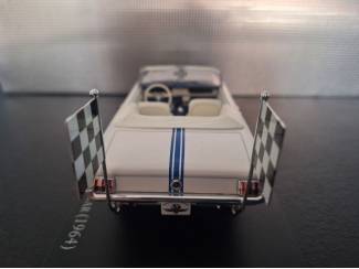 Auto's Ford Mustang Indianapolis 500 Pace Car 1964 Schaal 1:24