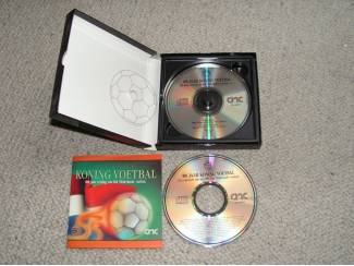 CD 100 jaar koning voetbal muziek & verslagen 2 CD's als NIEUW