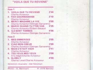 Cassettebandjes Charles Aznavour &ndash; Voil&agrave; Que Tu Reviens 10 nrs cassette 1976 Z