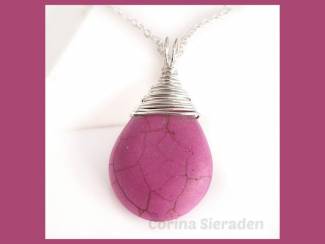 Hanger met natuursteen