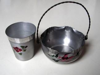 Overige Oud Belgi&euml; 1930 Vielle Belgique schaaltje + bekertje gebruik