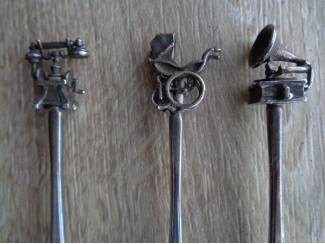 vintage set lange lepels kinderwagen telefoon platenspeler