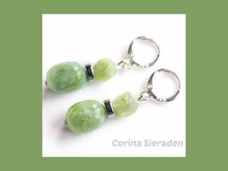 Oorringen met natuursteen