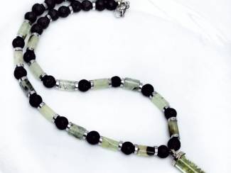 Ketting van natuursteen