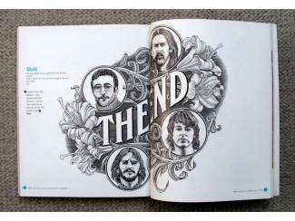 Muzikanten, Artiesten en Dj's The Beatles Illustrated Lyrics Alan Aldridge boek 2004 ZGAN