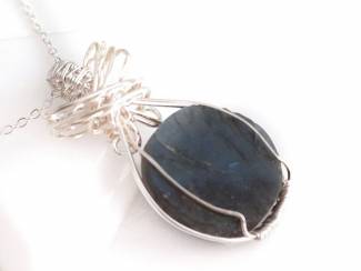 Kettinghangers Hanger met labradoriet