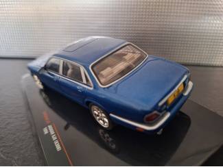 Auto's Jaguar XJ 8 (308) 1998 Schaal 1:43