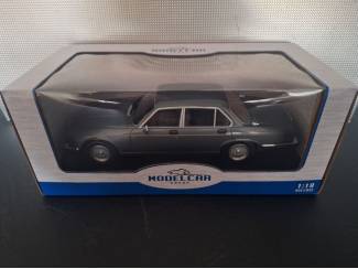 Auto's Jaguar XJ Series III Schaal 1:18