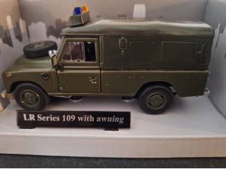 Militair Landrover Series III Soft Top Schaal 1:43