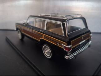 Auto's Jeep Grand Wagoneer 1981 Schaal 1:24
