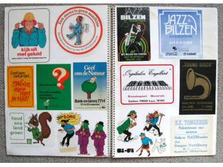Stickers Boek met ongeveer 350 verschillende stickers mooie staat