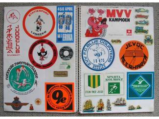 Stickers Boek met ongeveer 350 verschillende stickers mooie staat
