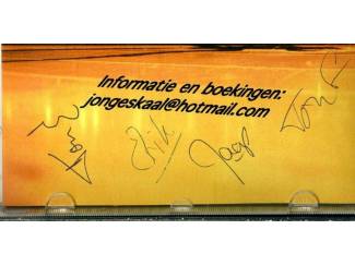 CD Jonges Kaal 12 nrs cd 2006 met handtekeningen ZGAN