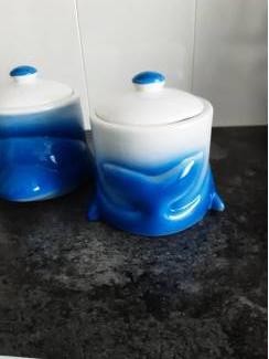 Woonaccessoires | Overige 2 leuke voorraadpotten Dolfijn