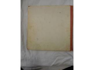 Stripboeken Oscar en Isidoor HC &ndash; Het geheim van Ker-Polik &ndash; rugklachten