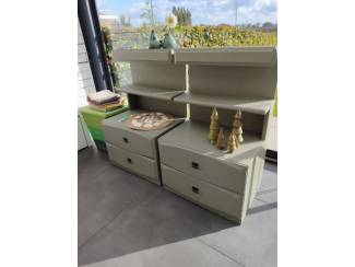 Huis en inrichting 2 leuke nachtkastjes voor eventueel de kinderkamer