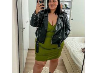 Zelfverzekerde vrouw met zachte kanten zoekt echte klik