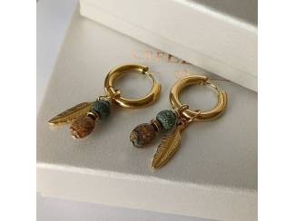 Oorbellen met veertjes