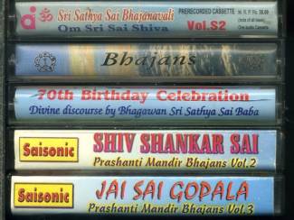 Cassettebandjes Diverse cassettes Sathya Sai Baba India ZEER MOOIE STAAT
