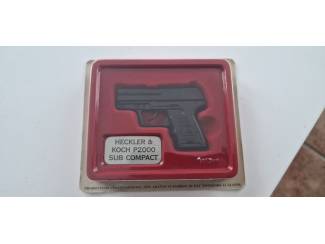 heckler & koch P2000 schaal model