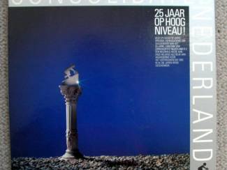 Grammofoon / Vinyl Consolidated Nederland - 25 Jaar Op Hoog Niveau! 36 nrs 3LPs