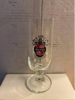 Glas en Borrelglaasjes 33  glazen