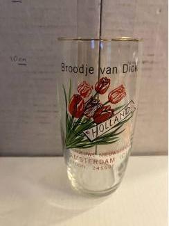 Glas en Borrelglaasjes 33  glazen