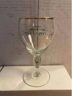 Glas en Borrelglaasjes 33  glazen