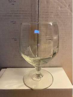 Glas en Borrelglaasjes 33  glazen