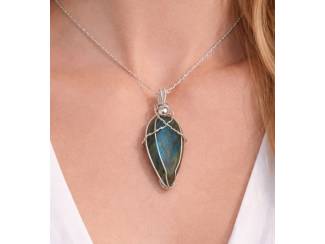 Kettinghangers Hanger met labradoriet