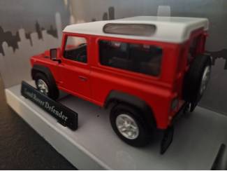 Auto's Landrover Defender 90 Schaal 1:43