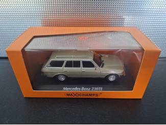 Auto's Mercedes Benz W123 T Model 1982 Schaal 1:43