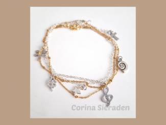 Armbandenset in mix & match stijl