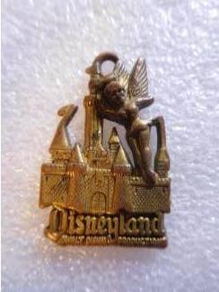 messing hanger Disneyland Parijs