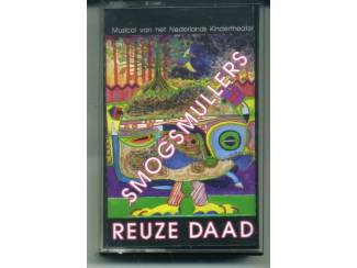 Cassettebandjes Nederlands Kindertheater Smogsmullers reuze daad 14 nrs ZGAN