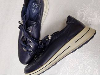 Damesschoenen Sneaker donkerblauw, maat 43