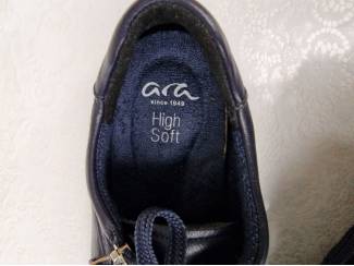 Damesschoenen Sneaker donkerblauw, maat 43