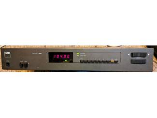 NAD 4225 stereo AM/FM tuner