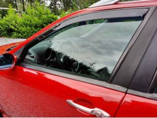 Zijwindschermen raamspoilers visors donker alfa romeo oa 147