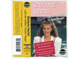 Cassettebandjes Stefanie Hertel &ndash; La&szlig;t Die Wei&szlig;en Tauben Fliegen 14 nrs ZGAN