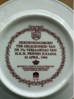 Koninklijk Huis en Royalty Herdenkingsbord 1984 Juliana 23cm