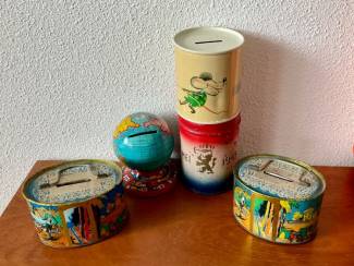 4 verschillende spaarbusjes