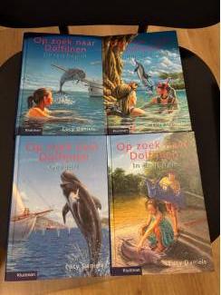 Jeugdboeken Op zoek naar dolfijnen : gevaar  (10+) Lucy Daniels
