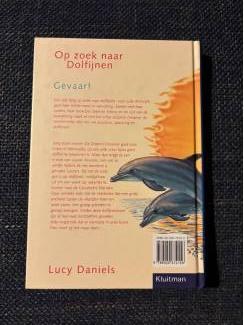 Jeugdboeken Op zoek naar dolfijnen : gevaar  (10+) Lucy Daniels