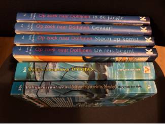 Jeugdboeken Op zoek naar dolfijnen : gevaar  (10+) Lucy Daniels