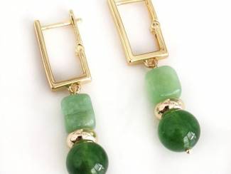 Oorbellen Vergulde oorstekers met natuursteen