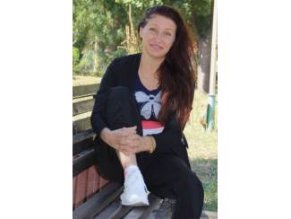 Contacten Vrouw die kiest voor rust, aandacht en oprechte interesse