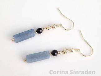 Oorbellen Vergulde oorhangers met blauwe aventurijn