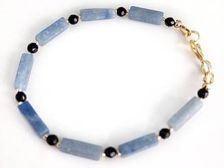 Armbanden Armband van blauwe aventurijn en vergulde accenten