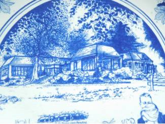 Curiosa delfts blauw bord Caf&eacute; restaurant Urbana Zwolle rond ca .30 cm